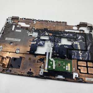Acer Aspire 5536G felső fedél touchpaddal - 39.4CG01.XXX x