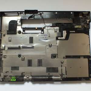Lenovo Thinkpad R500 alsó ház - 44C9674-1